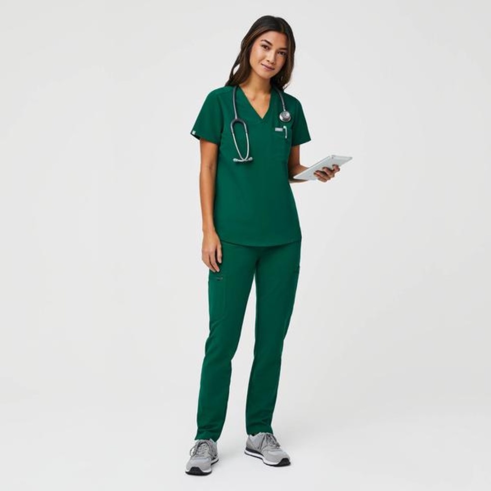 Figs Catarina Scrub Top - Hunter Green - M